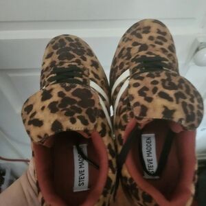Steve Madden Leopard Print Sneakers - Brown/Tan